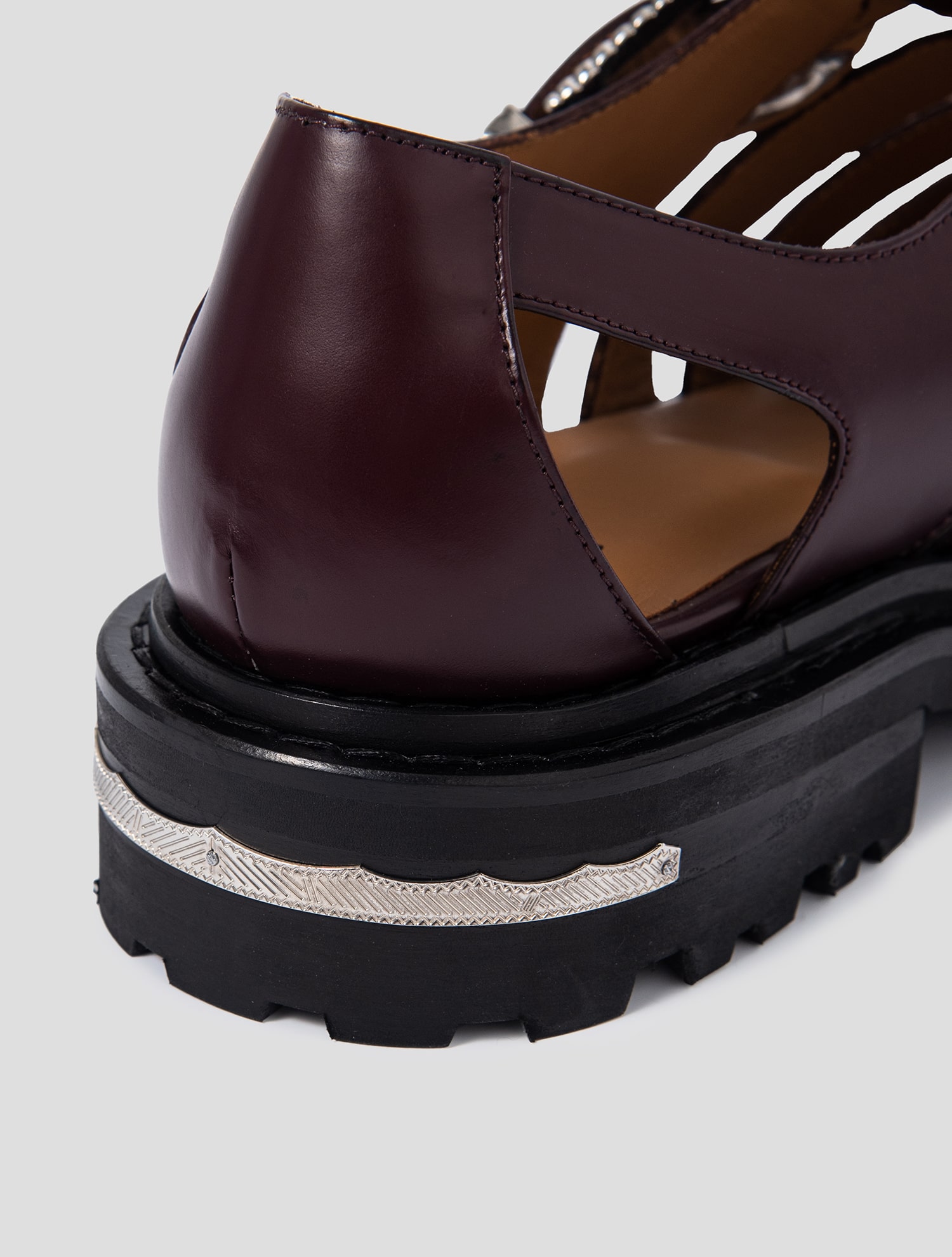 黒 桜古典 新品 TOGA VIRILIS soft leather sandal | southbayplanning.com